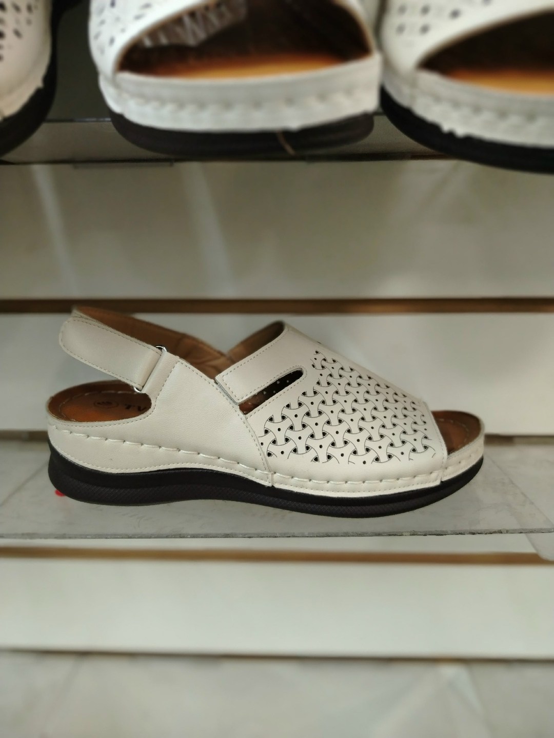 ,женские босоножки,босоножки открытые,летние босоножки,босоножки женские летние