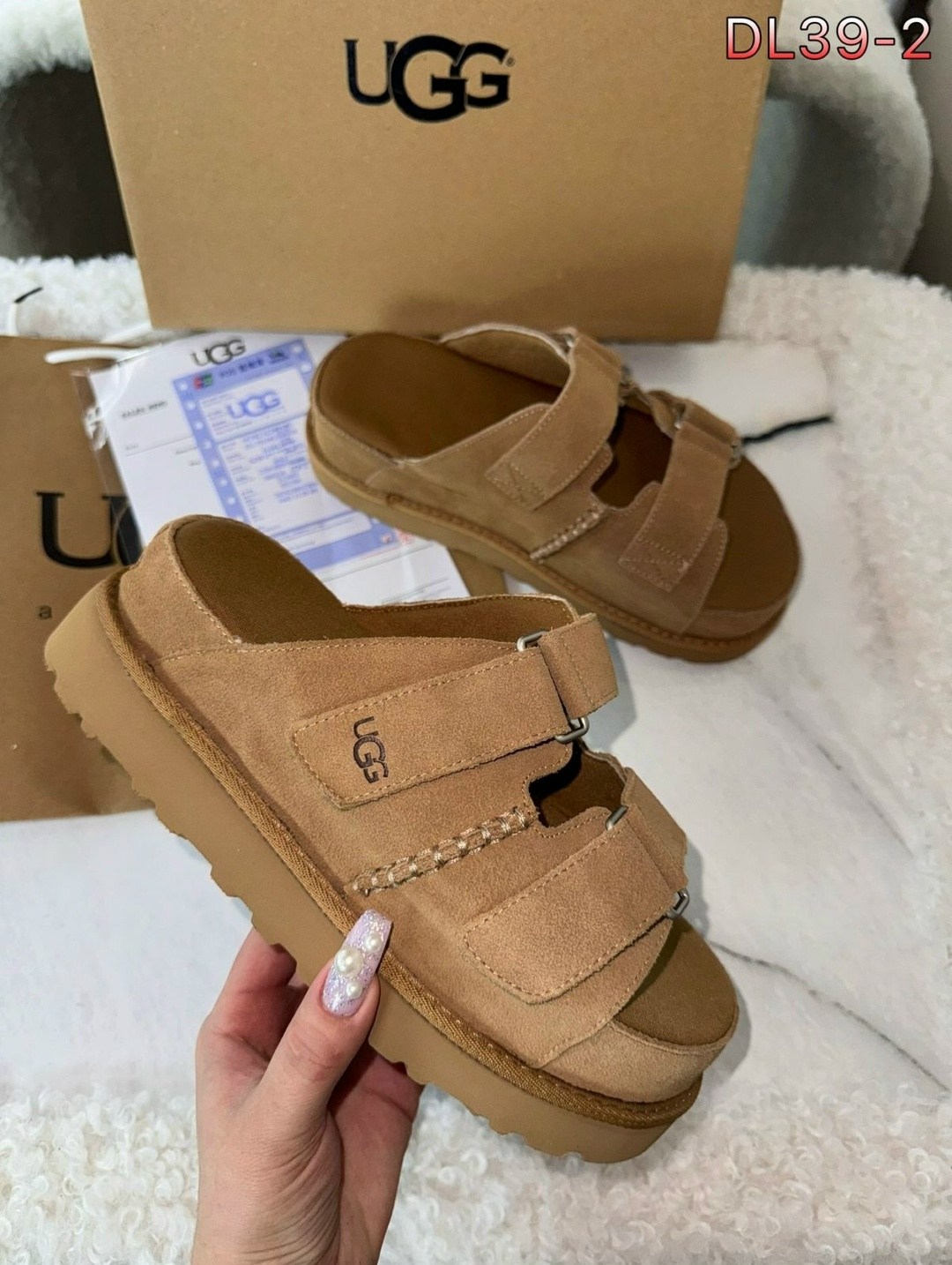 ,сандалии ugg,босоножки ugg,босоножки cандалии,босоножки замшевые