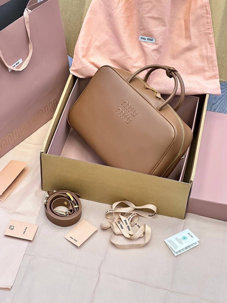 сумка женская miu miu,сумка miu miu,сумка miu miu коричневая,сумка тоут miu miu,miu miu сумка кросс-боди