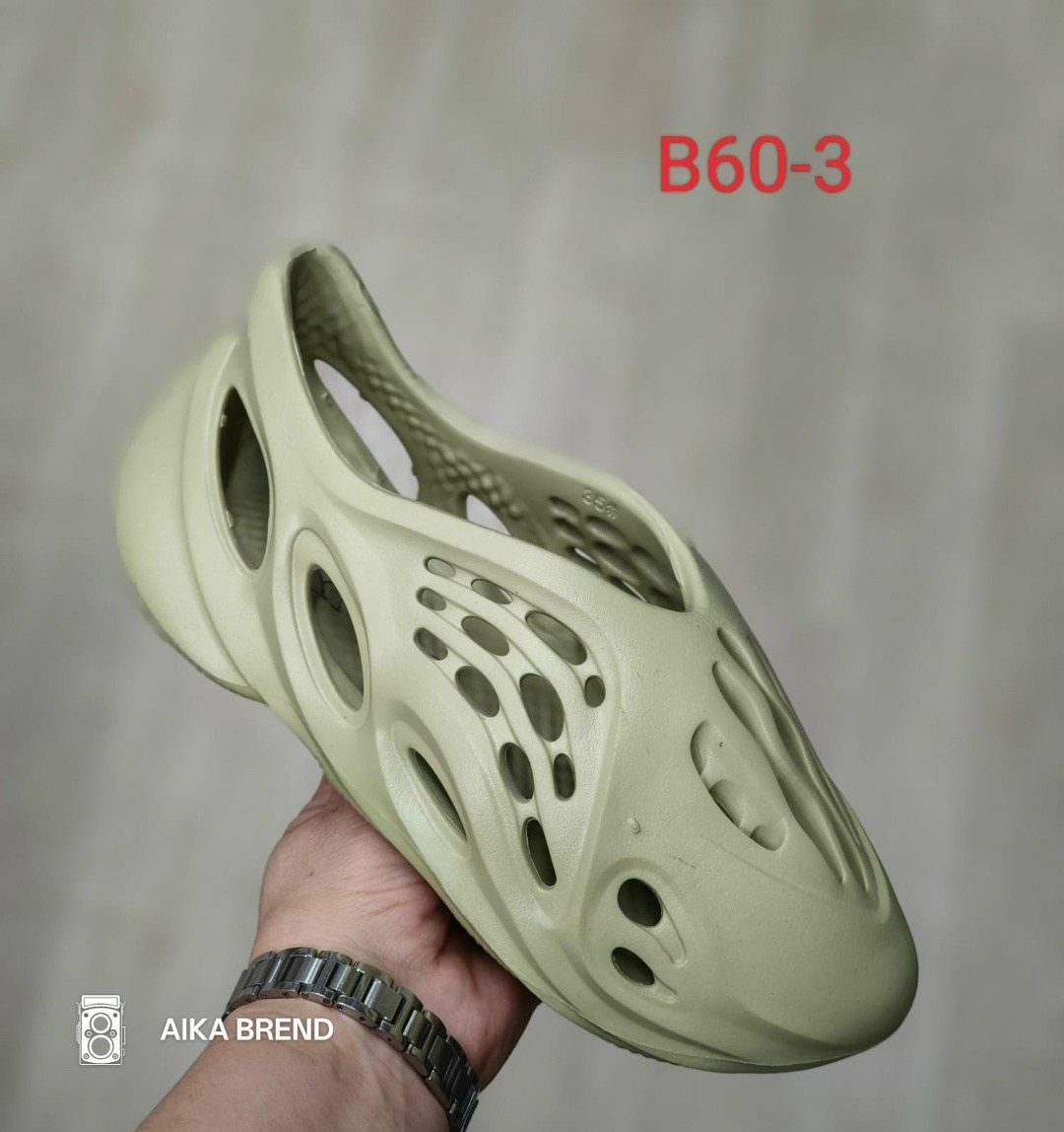 adidas yeezy foam runner,adidas yeezy foam,yeezy foam runner,кроссовки adidas yeezy foam runner,кроссовки adidas yeezy foam runner kids 'mist' коричневый