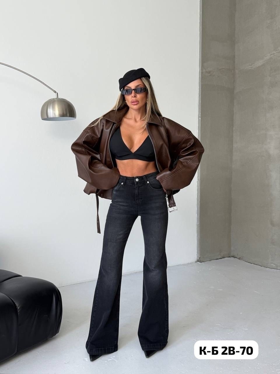 куртка бомбер оверсайз кожаная c&c fashion,джинсы женские клеш,куртка бомбер,куртка кожаная женская,кожаная куртка