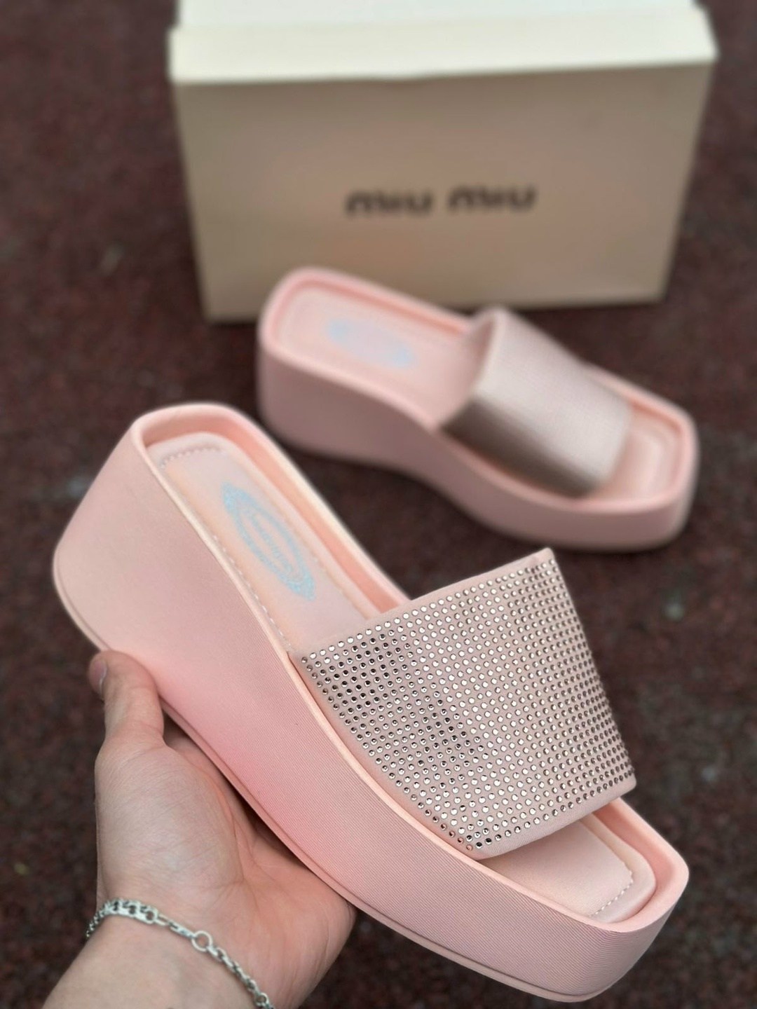 шлепанцы miu miu,,шлепанцы женские,женские шлепанцы на платформе,шлепки женские