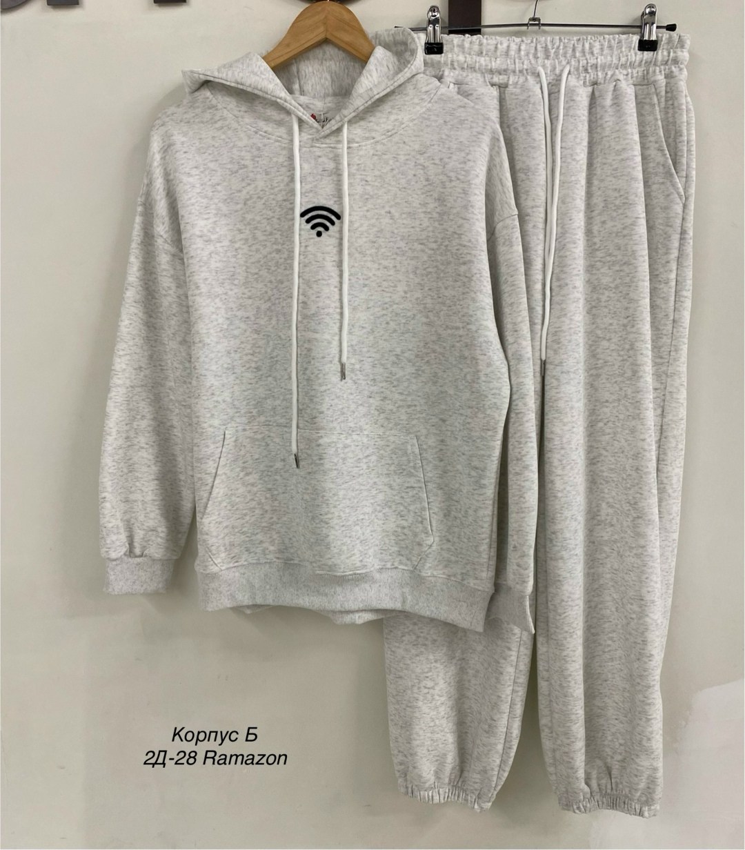 костюм на флисе,костюм спортивный,костюм женский,тёплые костюмы,костюм спортивный женский