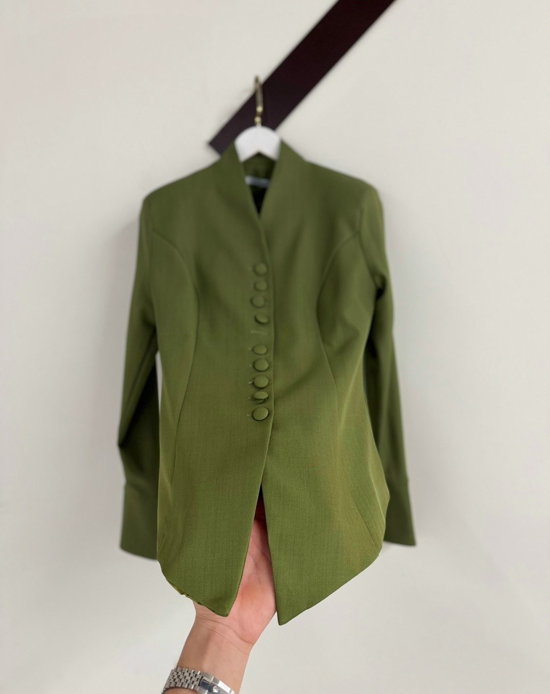 жакет приталенный,жакет,пиджак,пиджак приталенный,пиджак женский