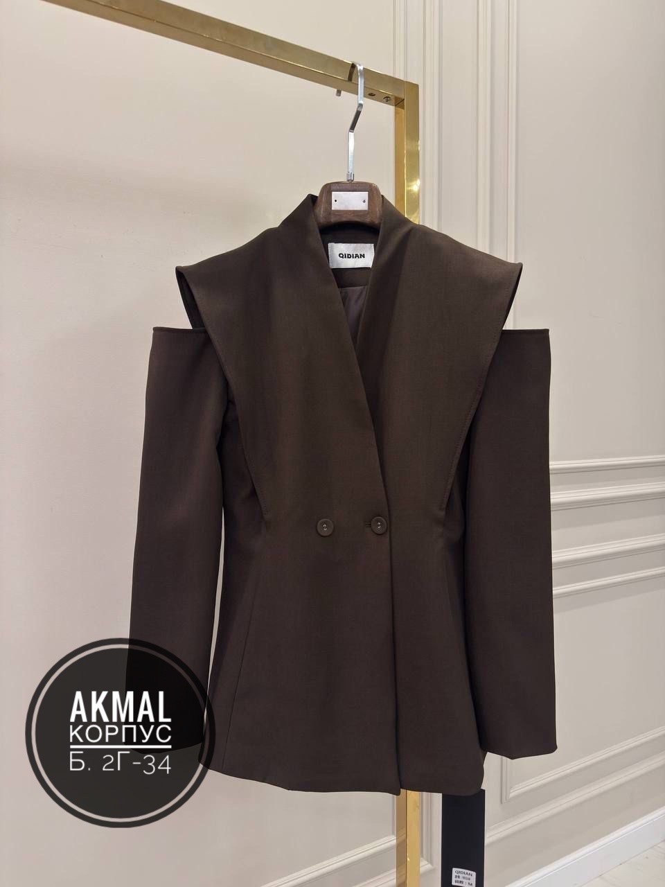 пиджак женский,пиджак,костюм женский,удлиненный пиджак,приталенный пиджак