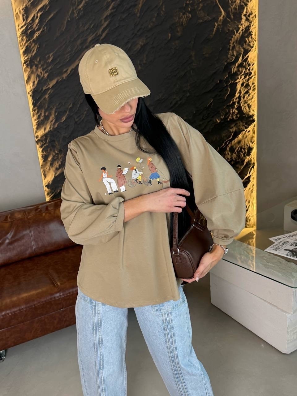 свитшот бежевый,свитшот бежевый charutti 017377845,теплый свитшот,свитшот,свитшот оверсайз