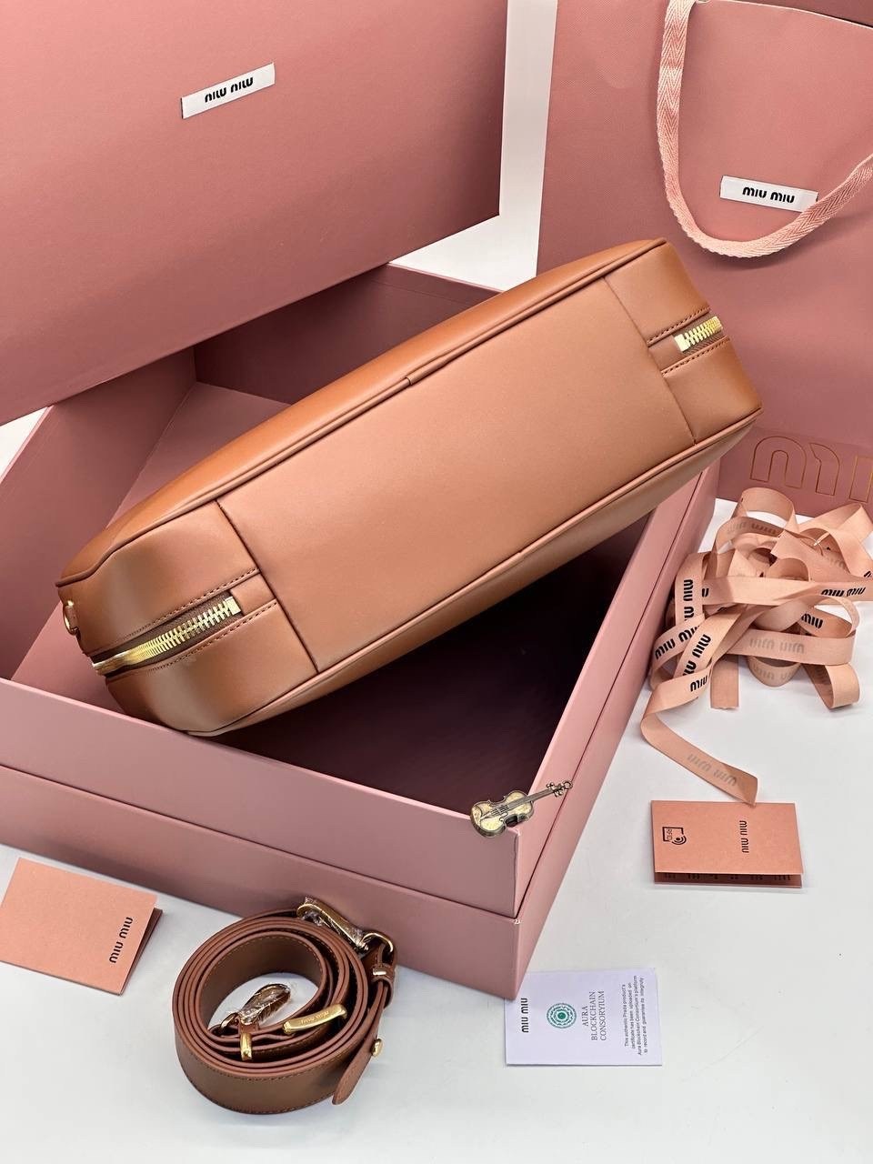 сумка женская miu miu,сумка женская,сумка,сумка miu miu,модная сумка