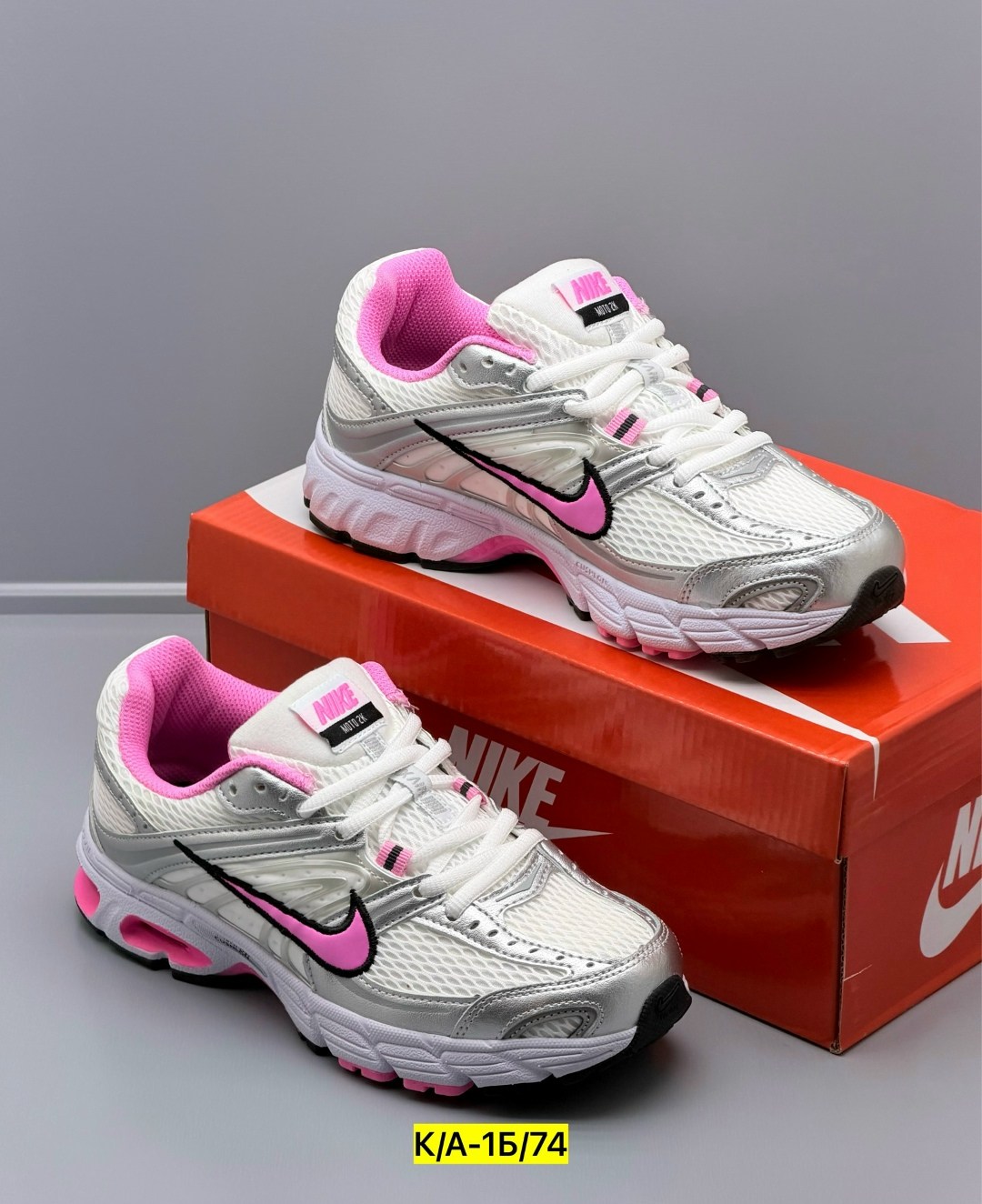 кроссовки nike initiator,кроссовки,кроссовки nike,женские беговые кроссовки initiator от finish line nike белый,кроссовки для бега