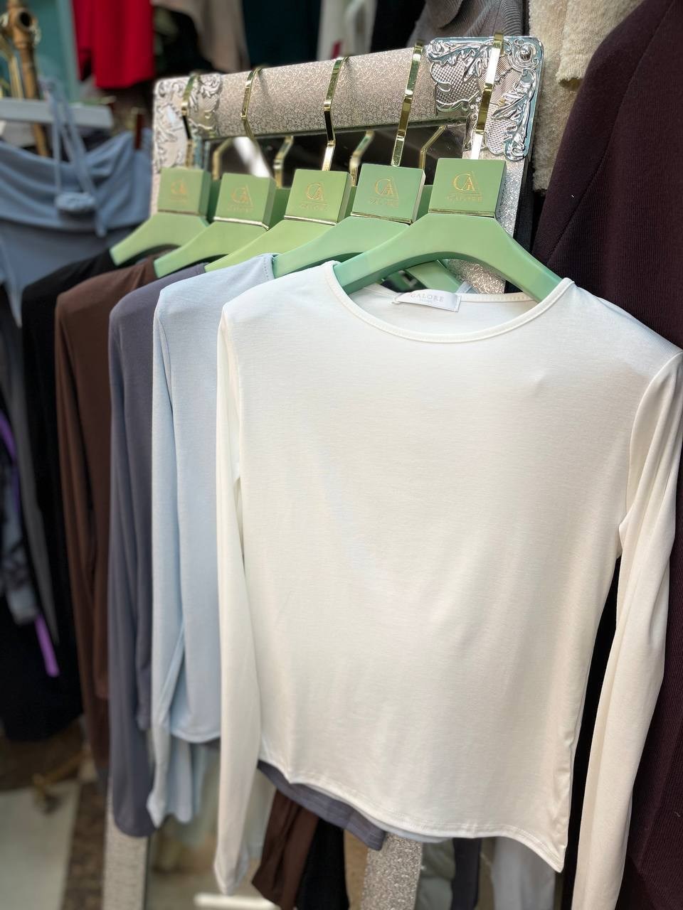 джемпер голубой,юбка,джемпер с короткий рукавом,короткая кофта,кофточка