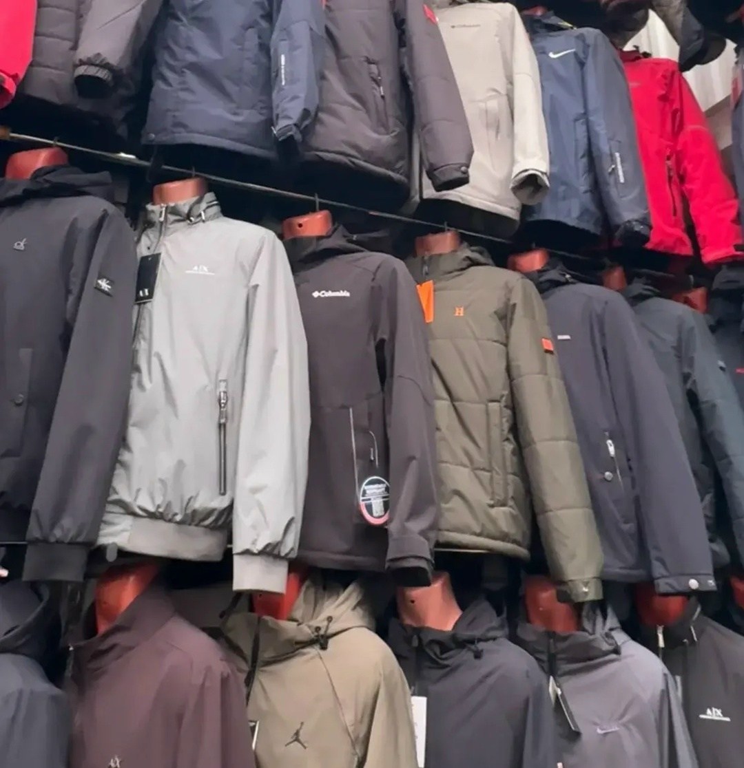 куртка мужскaя демисезонная,мужская куртка-бомбер,куртка мужская,куртка бомбер,модная мужская куртка