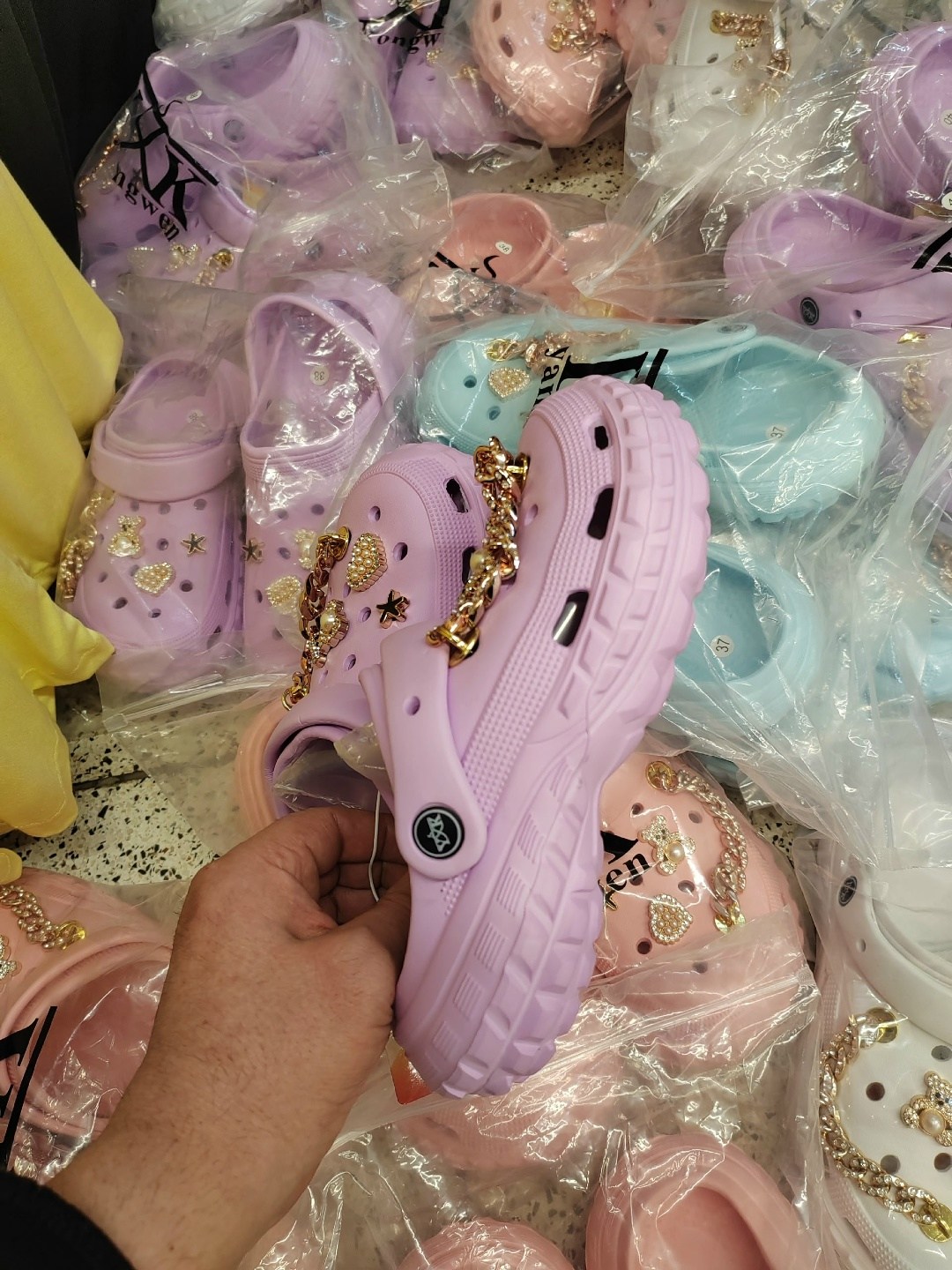 обувь,украшение для обуви,сабо с украшением,джибитсы украшение для сабо/crocs,кроксы с украшениями