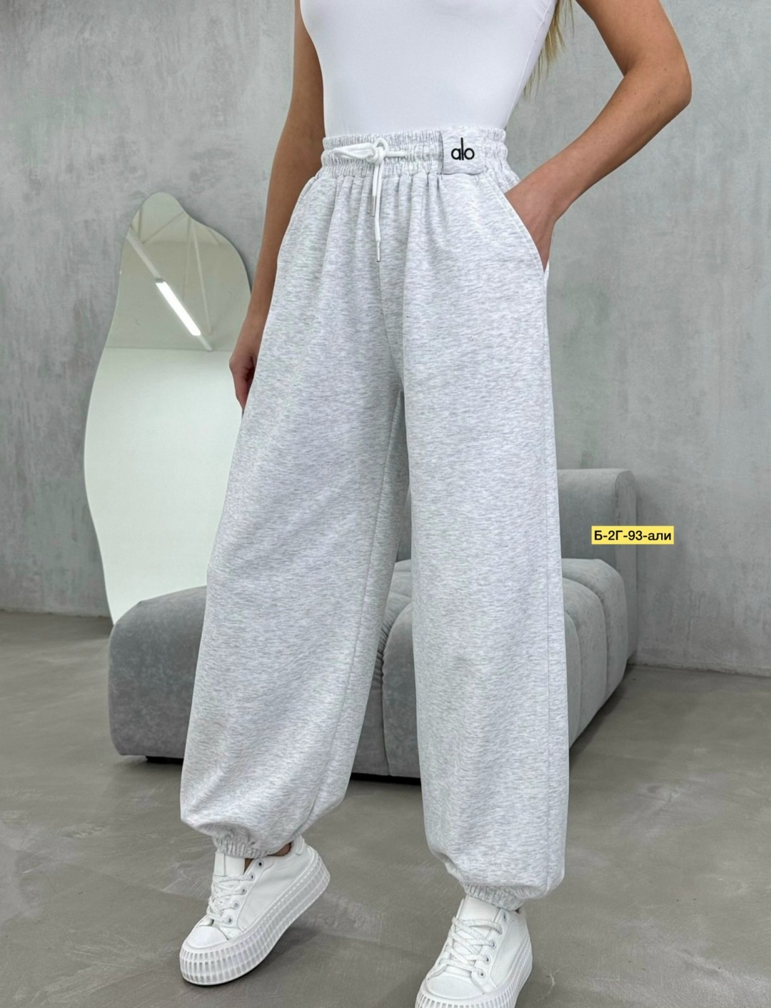 спортивные штаны,женские спортивные штаны,спортивные брюки,брюки джоггеры,спортивные штаны оверсайз