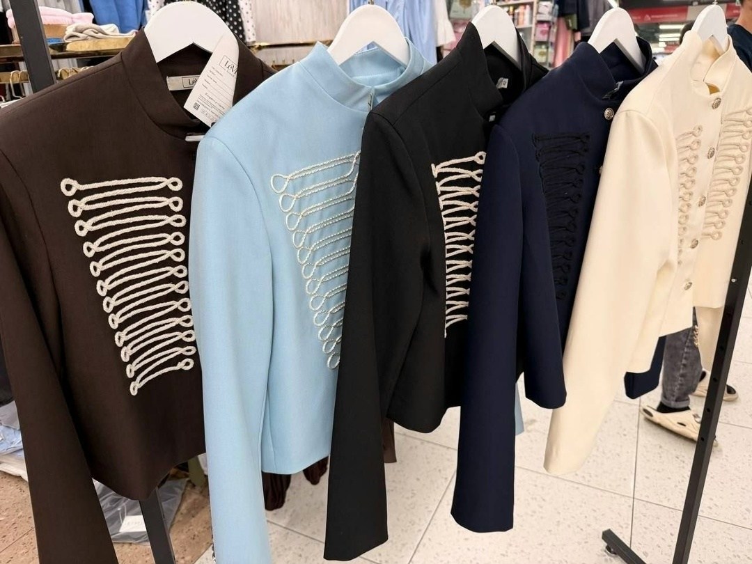 женский пиджак в гусарском стиле,гусарский пиджак женский,жакет гусарский женский,жакет,гусарский жакет