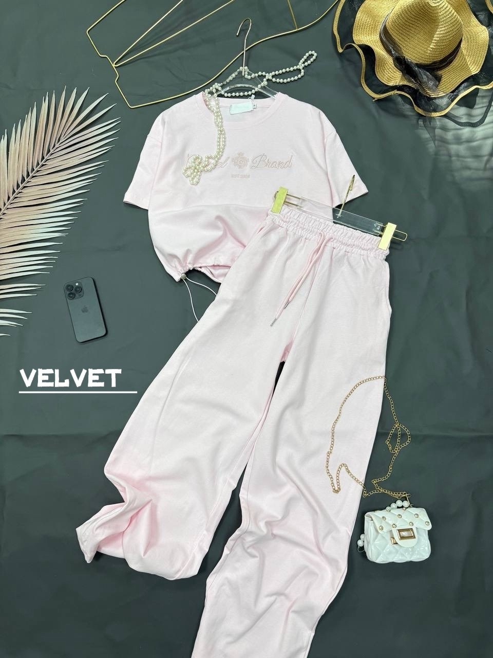 спортивный костюм женский,костюм спортивный розовый,спортивные костюмы оверсайз,костюм спортивный велюровый,спортивный костюм