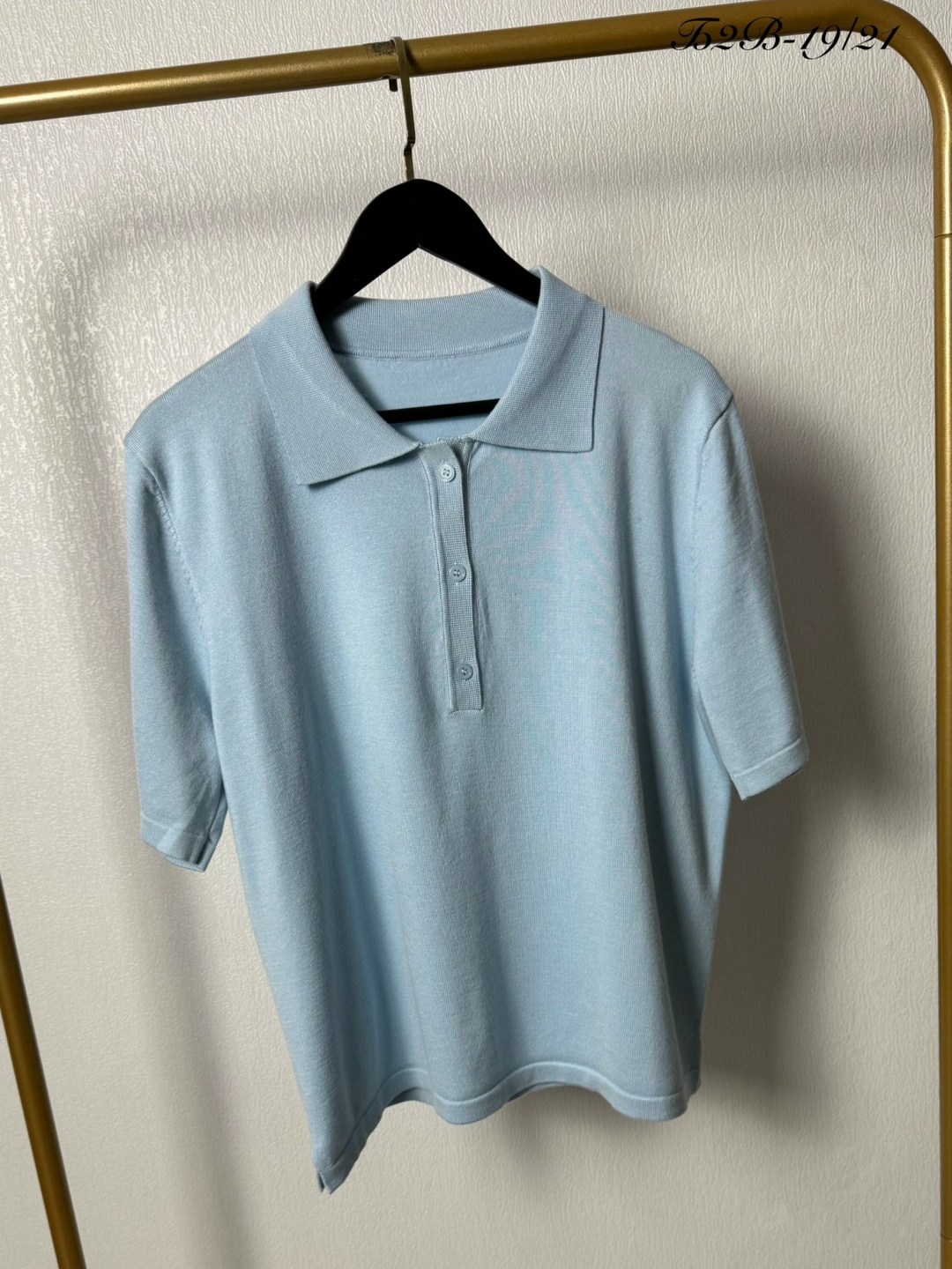 женская кофта,футболка-поло женская,футболка женская,джемпер голубой,футболка трикотажная