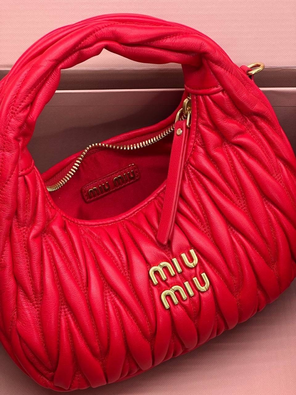 сумка miu miu,сумки миу миу,сумка женская miu miu,женская сумка,миу миу сумка оригинал