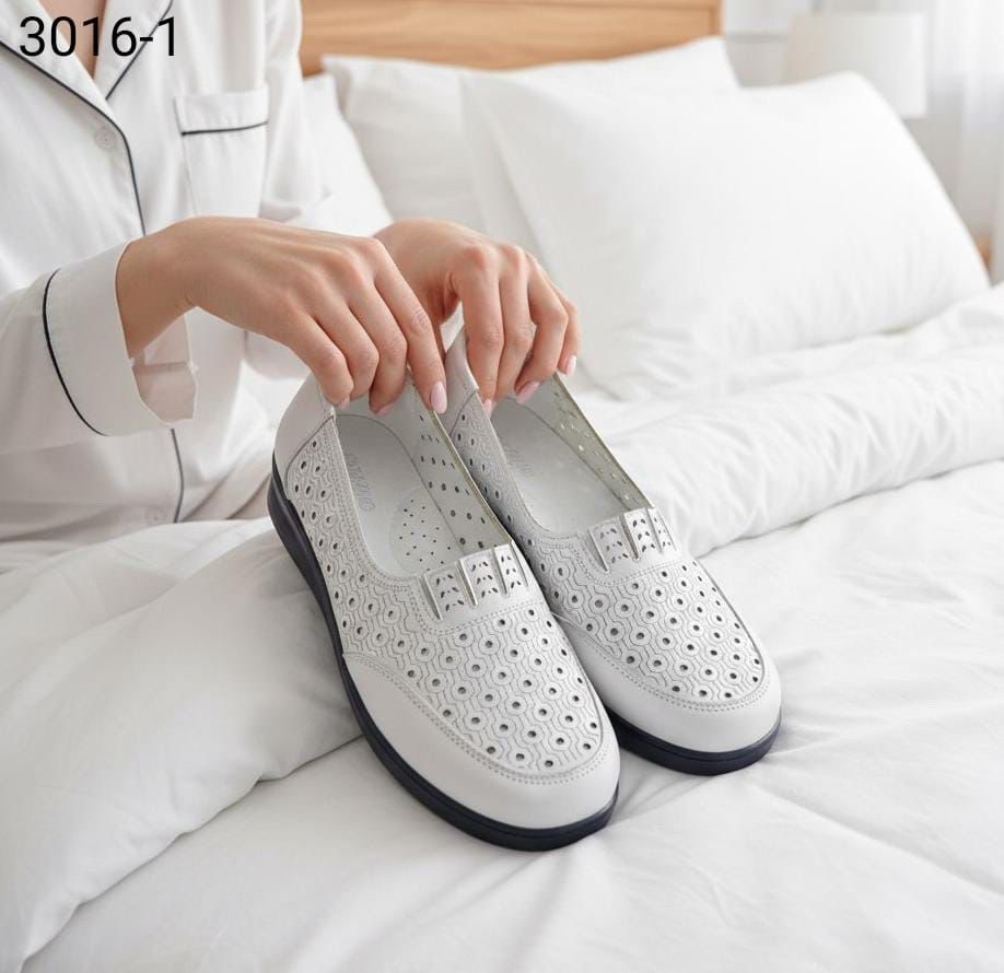 летние туфли женские с перфорацией,мокасины с перфорацией,мокасины женские,мокасины женские натуральная кожа с перфорацией,слипоны летние с перфорацией