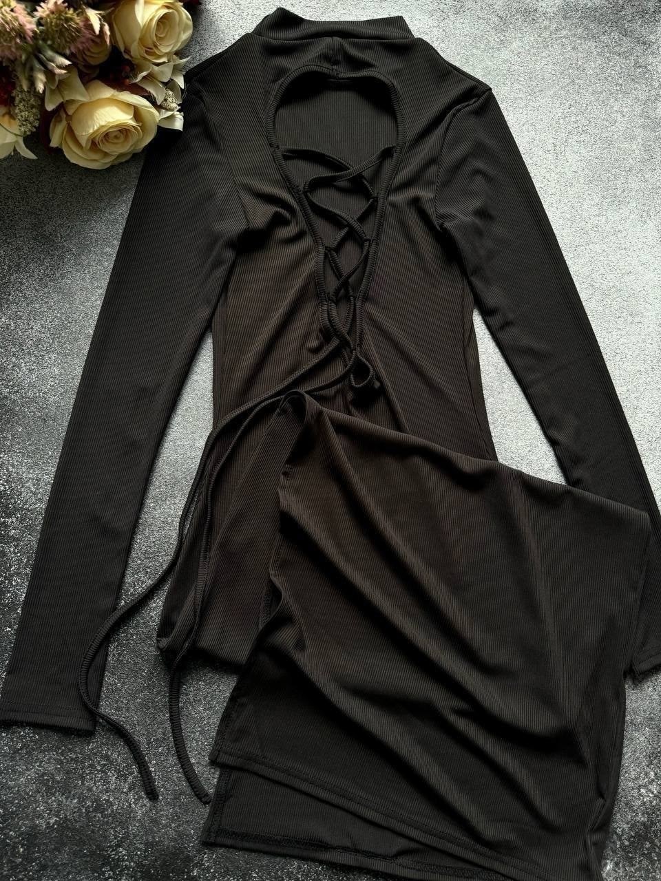 платье с открытой спиной,стильное платье,модное платье,повседневные платья,черное платье