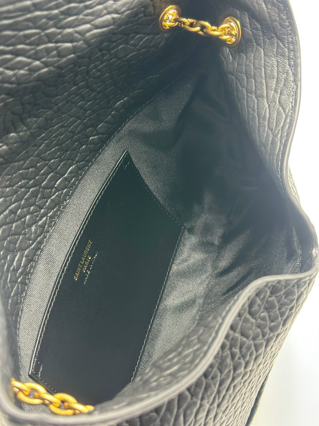 yves saint laurent сумка,сумка saint laurent,графитовый клатч cassandre saint laurent matelasse,клатч saint laurent,женский графитовый клатч на цепочке saint laurent