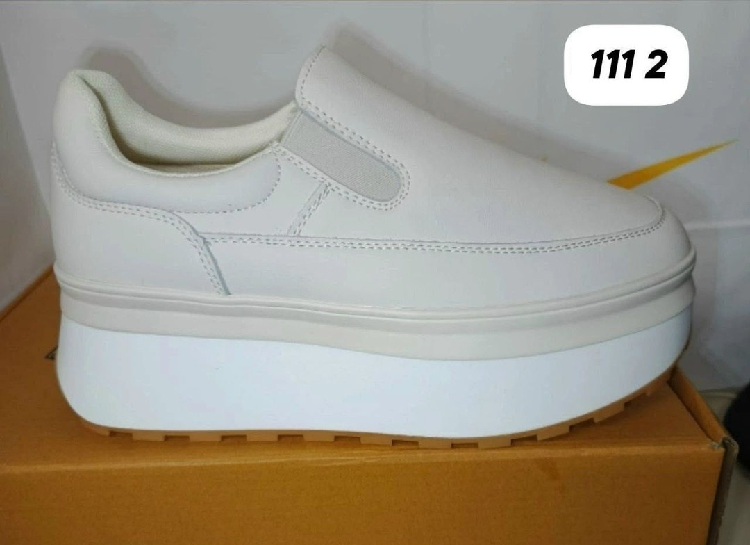 ,кроссовки женские,кроссовка,повседневные кроссовки,модные кроссовки