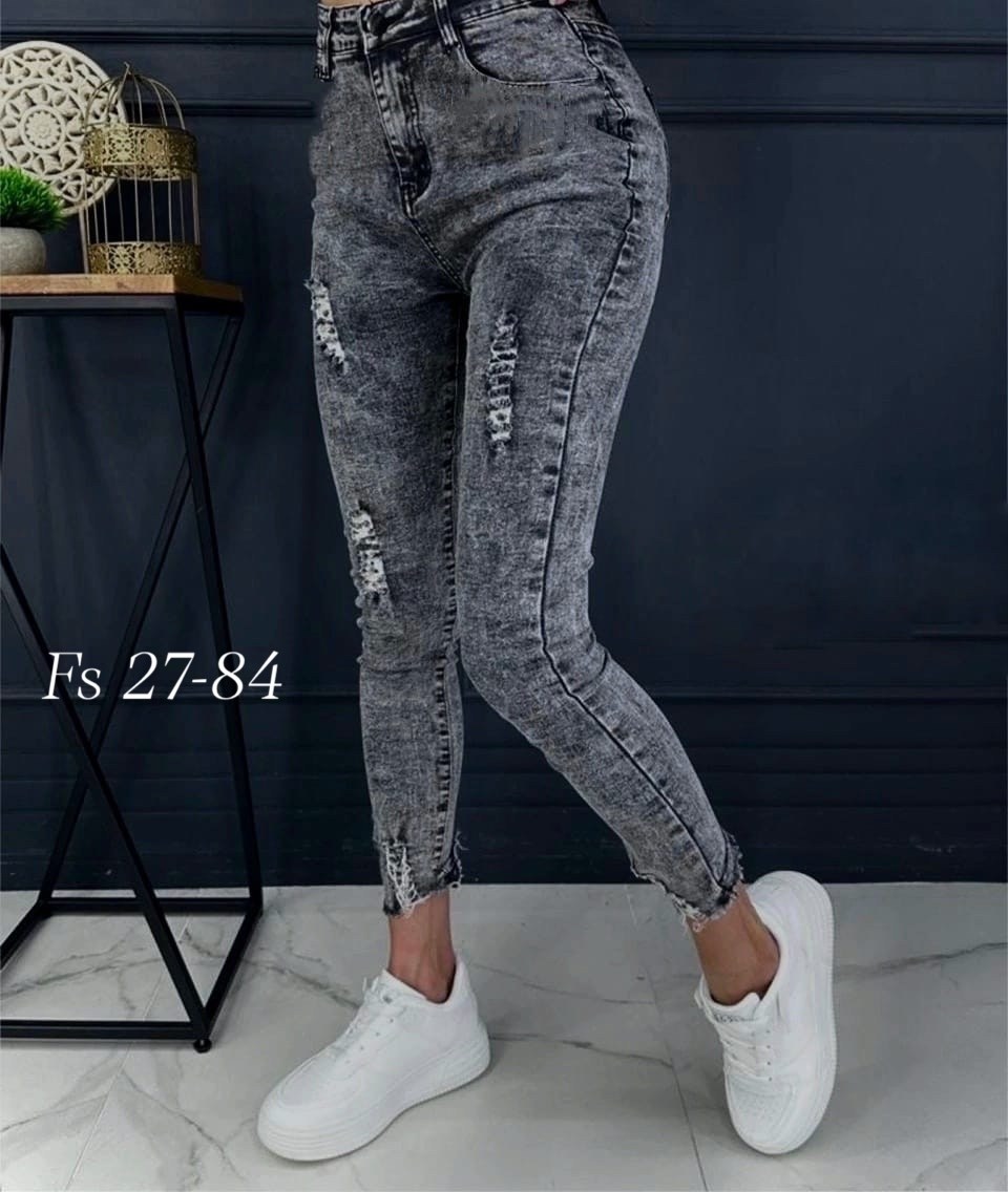 джинсы женские,одежда джинсы,джинсы женские прямые,яркий свитер,свитер градиент