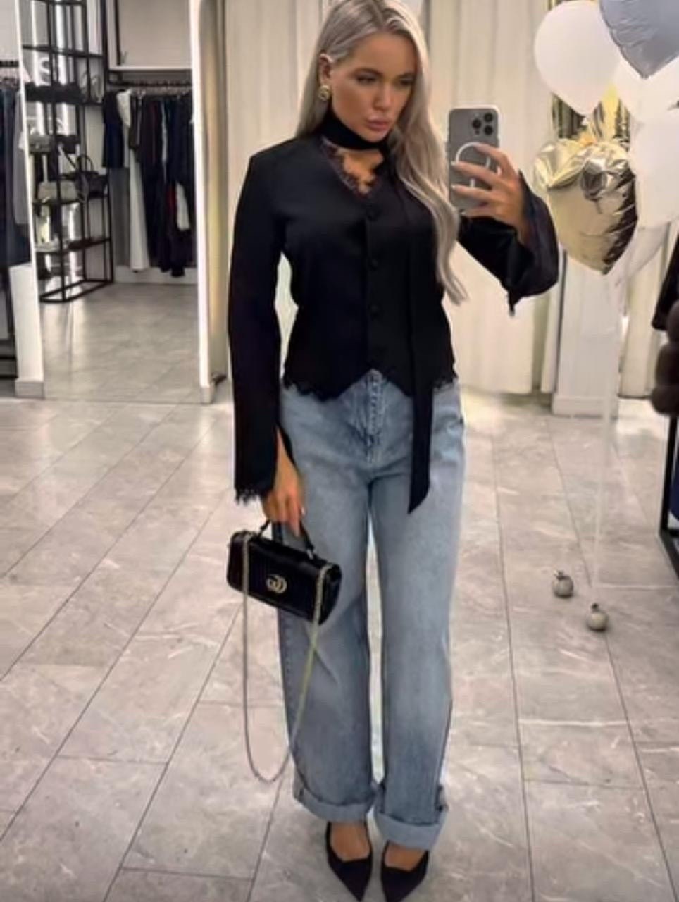 элегантные костюмы,брючный костюм белый,белые костюмы,шелковый костюм,белый шелковый костюм