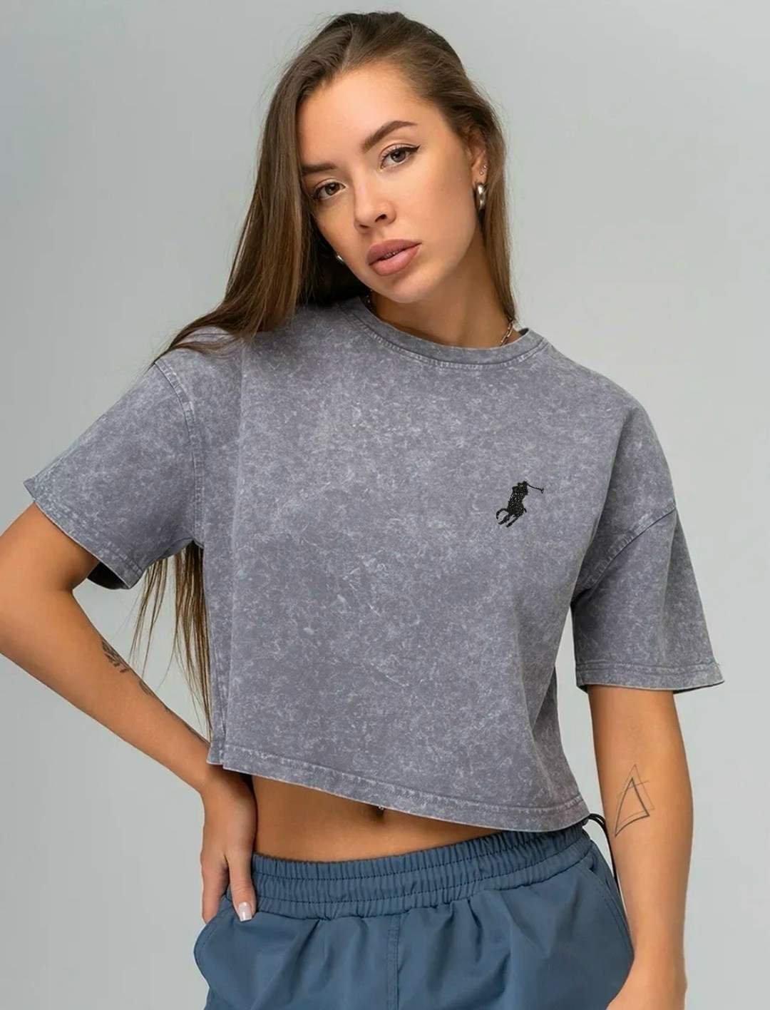 футболка женская укороченная,укороченная футболка,футболки оверсайз женские,футболка оверсайз укороченная,женская футболка