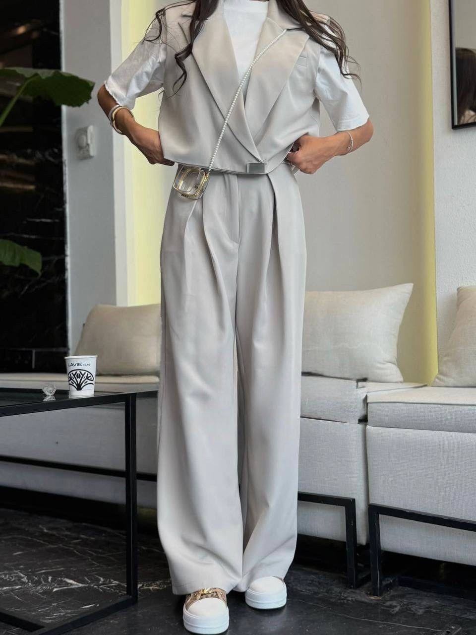 брючный костюм,элегантные комбинезоны,модные костюмы,элегантный брючный костюм,женские комбинезоны