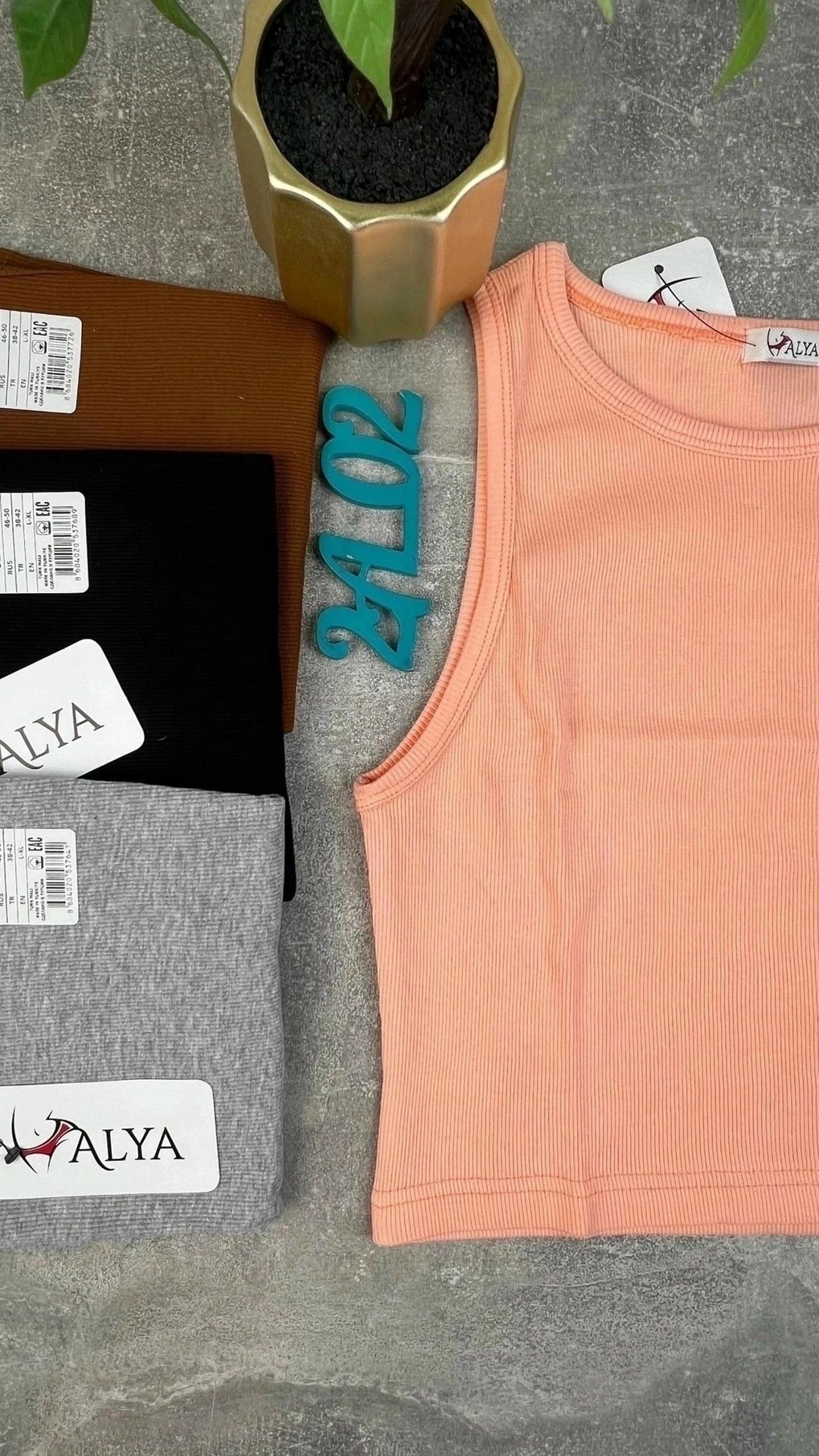 майки/топы,женская майка,майка для девочки,трикотажная майка,кроп топ