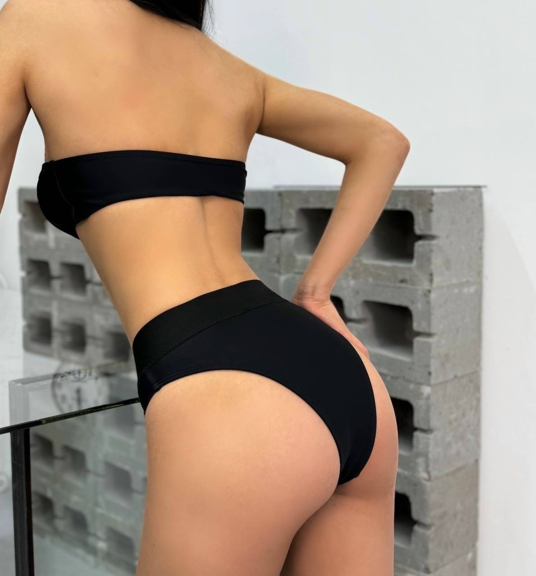 женские трусы balenciaga белый,женские трусы balenciaga черный,трусы баленсиага,купальник в стиле balenciaga,balenciaga underwear women's