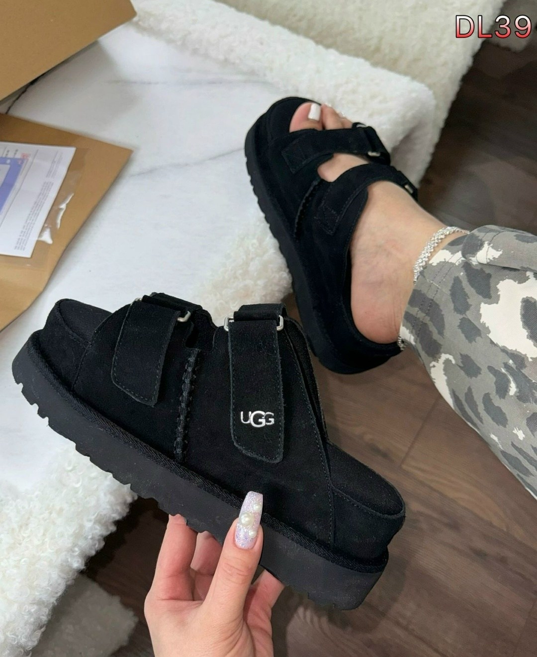,сандалии ugg,босоножки ugg,босоножки cандалии,босоножки замшевые