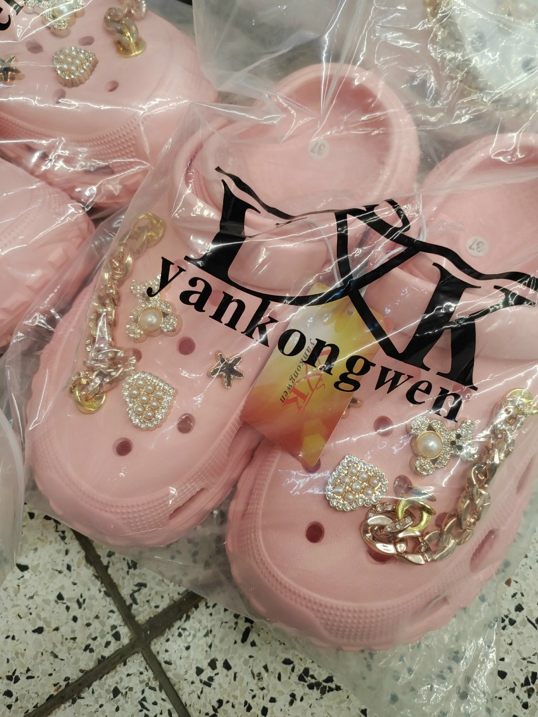 обувь,кроксы найк,кроксы мода,кроксы женские,кроксы со стразами