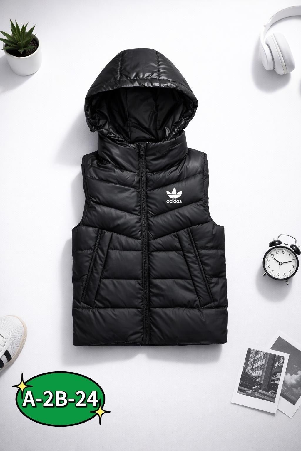 жилет детский,жилетка с капюшоном,жилет с капюшоном,жилетка детская,жилеты детские