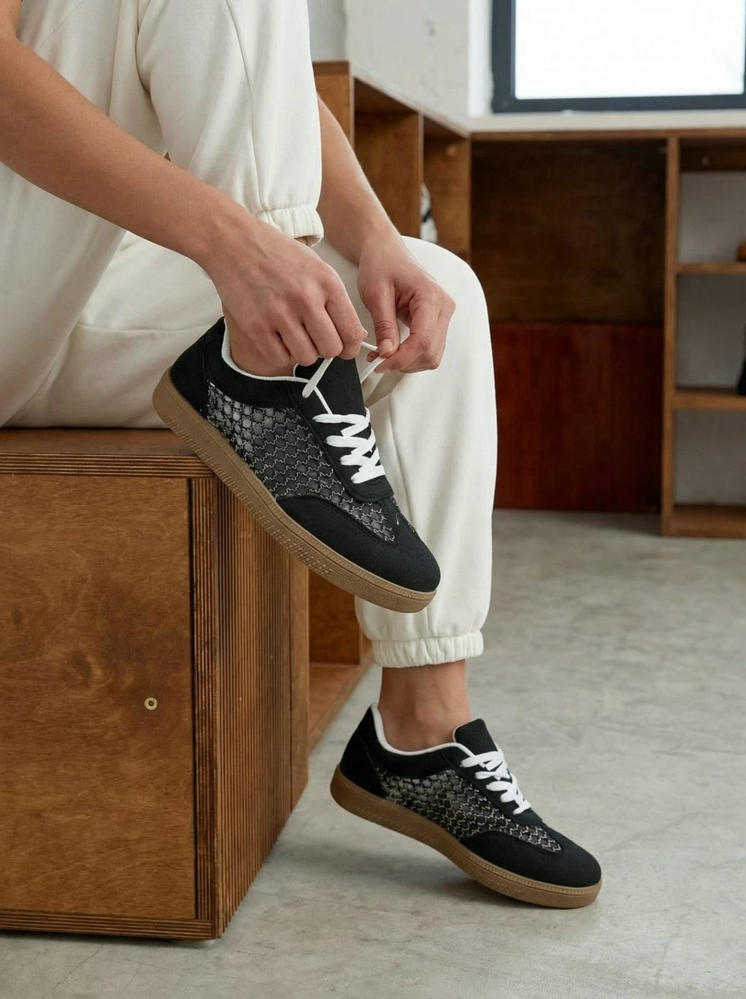 ,женские кроссовки,замшевые кроссовки,обуви,повседневная