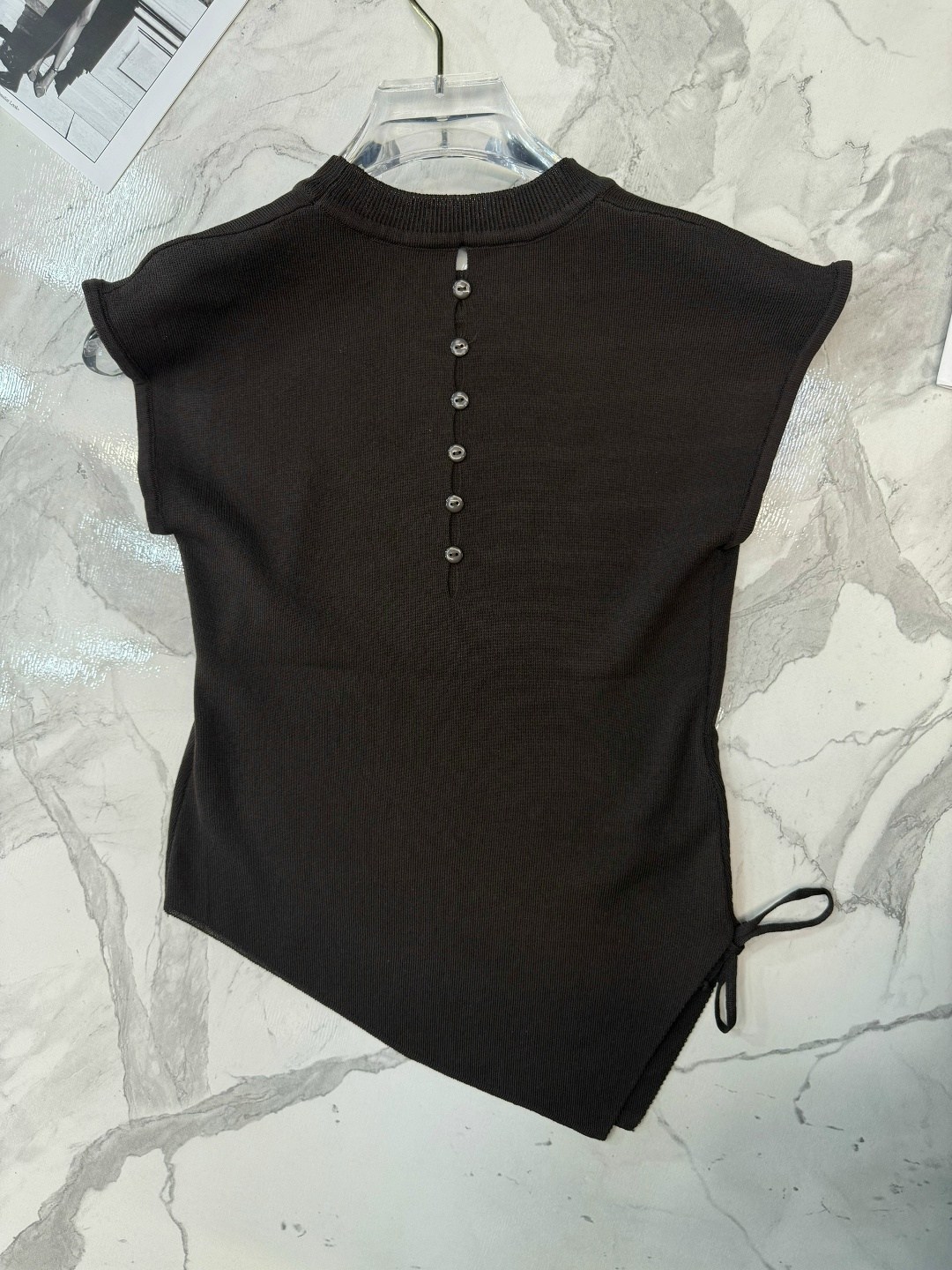 блузка с круглым вырезом,трикотажный жилет,жилет вязаный,жилет женский,топы модные