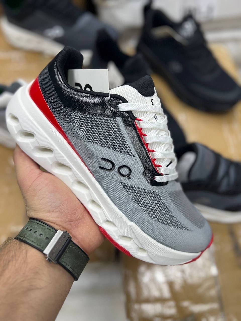 кроссовки on,спортивная ,кроссовки on cloud,кроссовки,on cloudtilt кроссовки