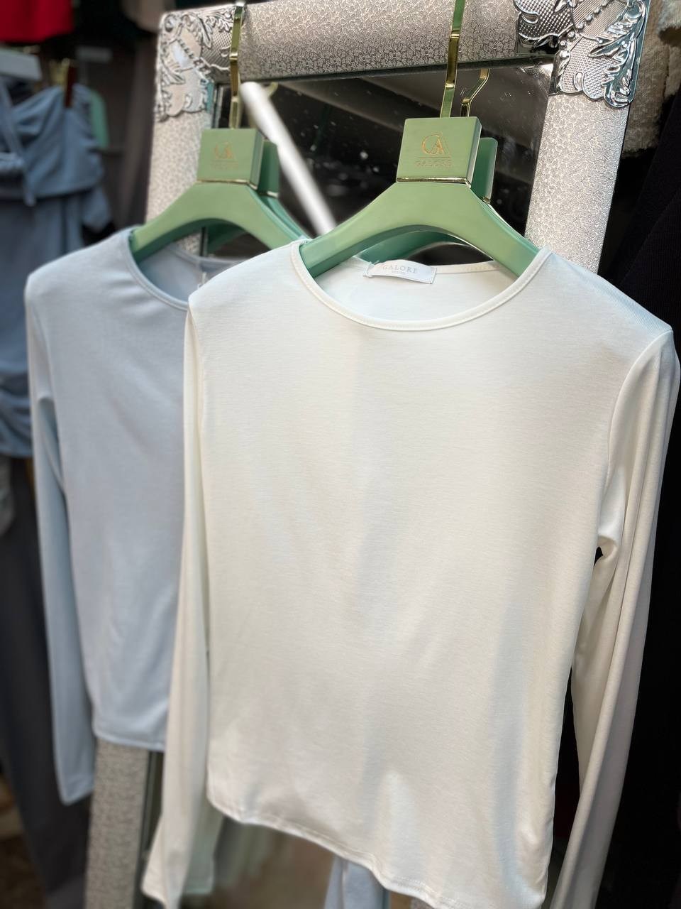 джемпер голубой,юбка,джемпер с короткий рукавом,короткая кофта,кофточка