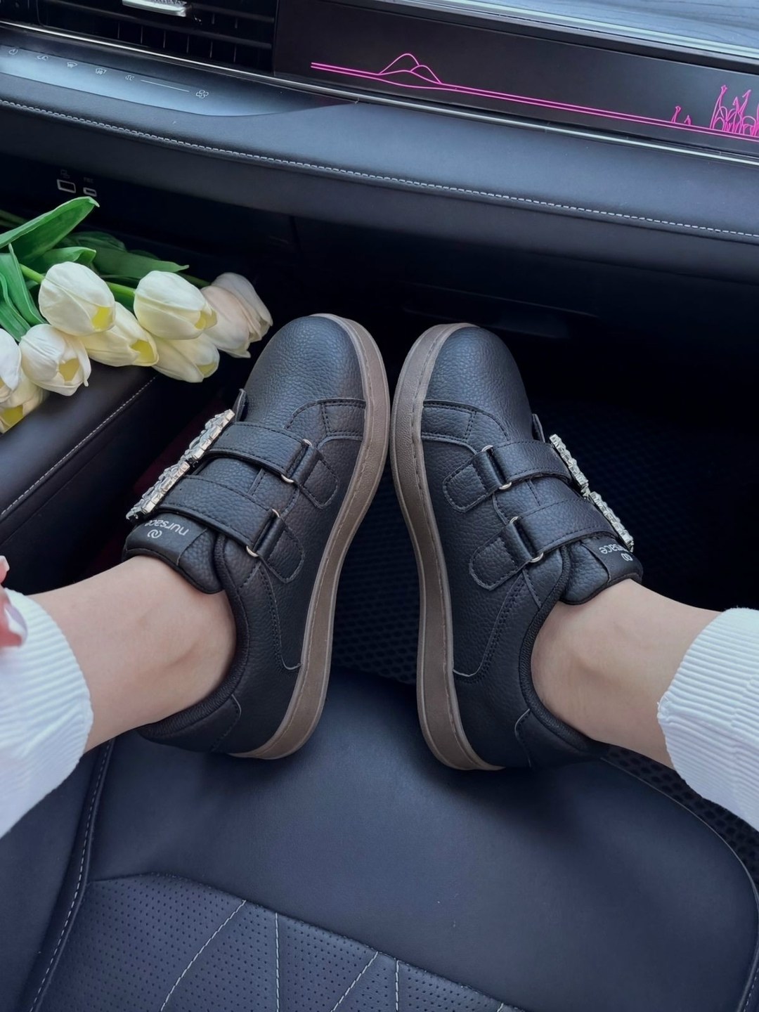 ,женские кроссовки,обуви, женская,повседневная