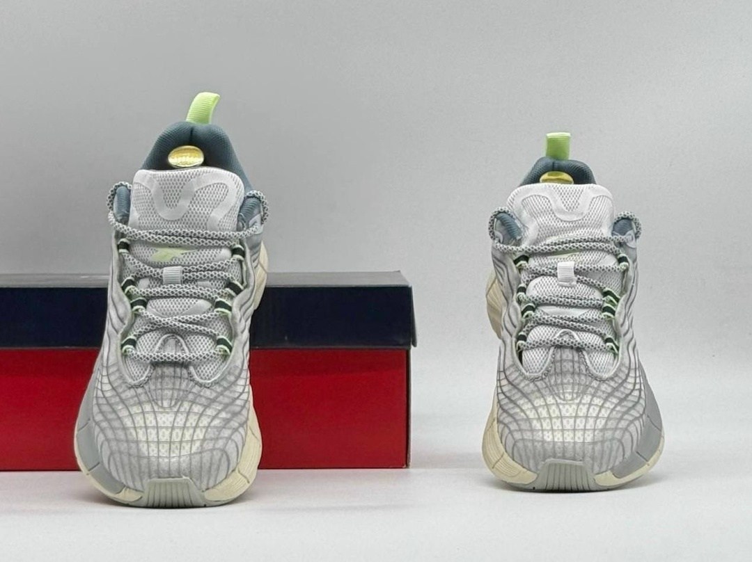 кроссовки reebok zig kinetica,reebok кроссовки zig kinetica ii,кроссовки reebok,мужские кроссовки reebok,кроссовки мужские reebok zig kinetica