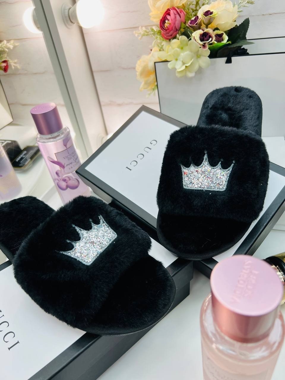 тапочки женские с мехом,тапочки модные,королевские тапочки,,женские домашние тапочки