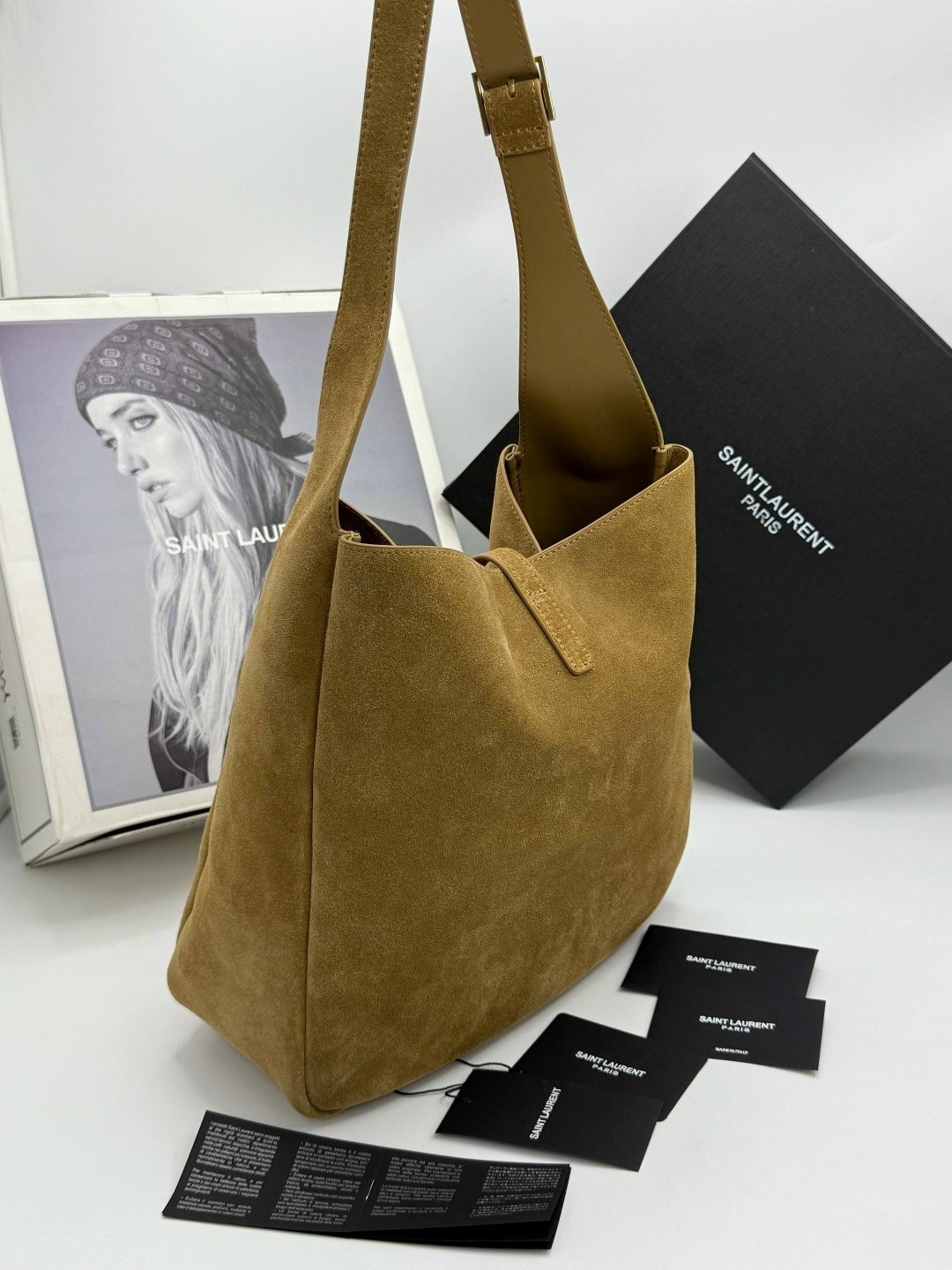 кожаная сумка-хобо le 5 à 7 saint laurent коричневый,замшевая сумка,замшевая сумка женская,yves saint laurent женская замшевая сумка 37x29 см,сумка saint laurent