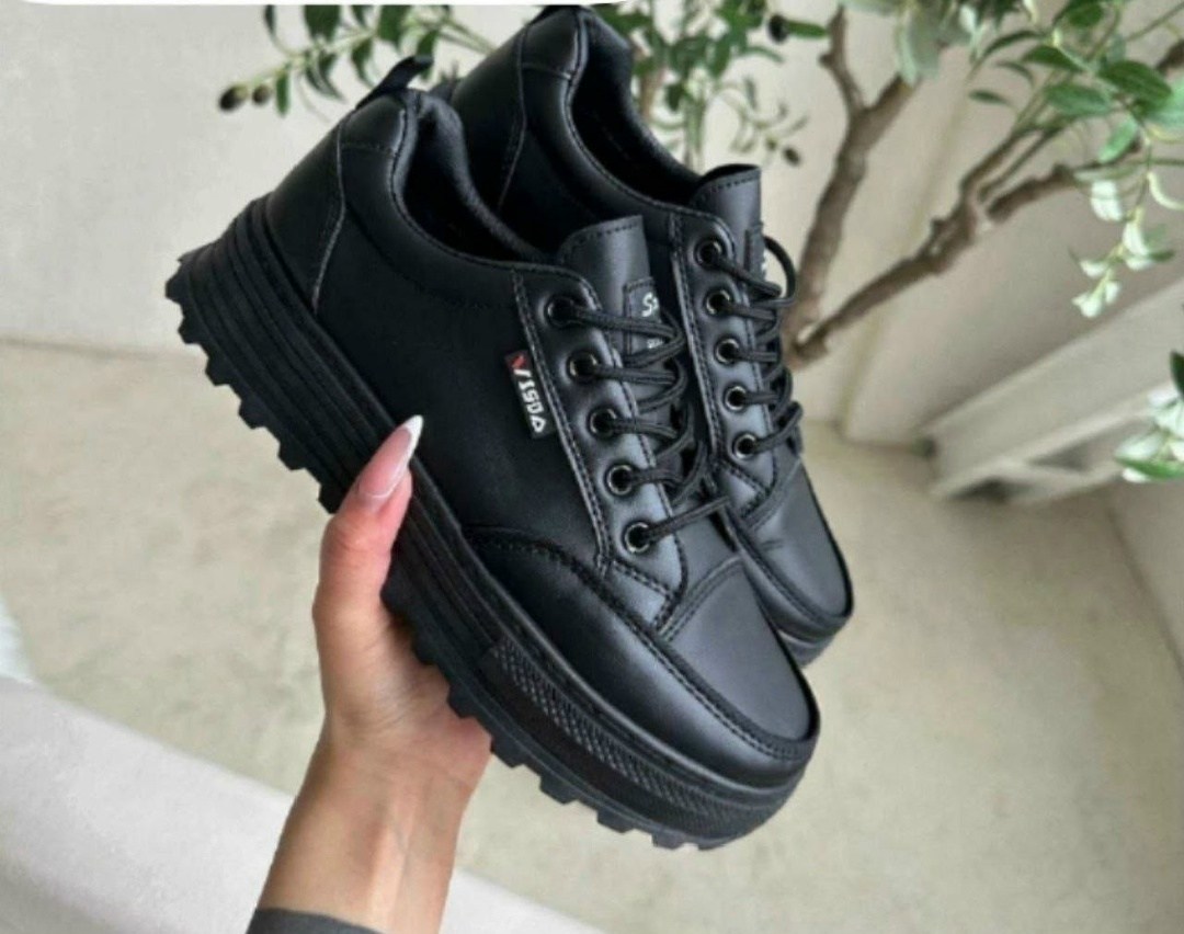 ,кроссовки женскиe,повседневные кроссовки,модные кроссовки,массивные кроссовки