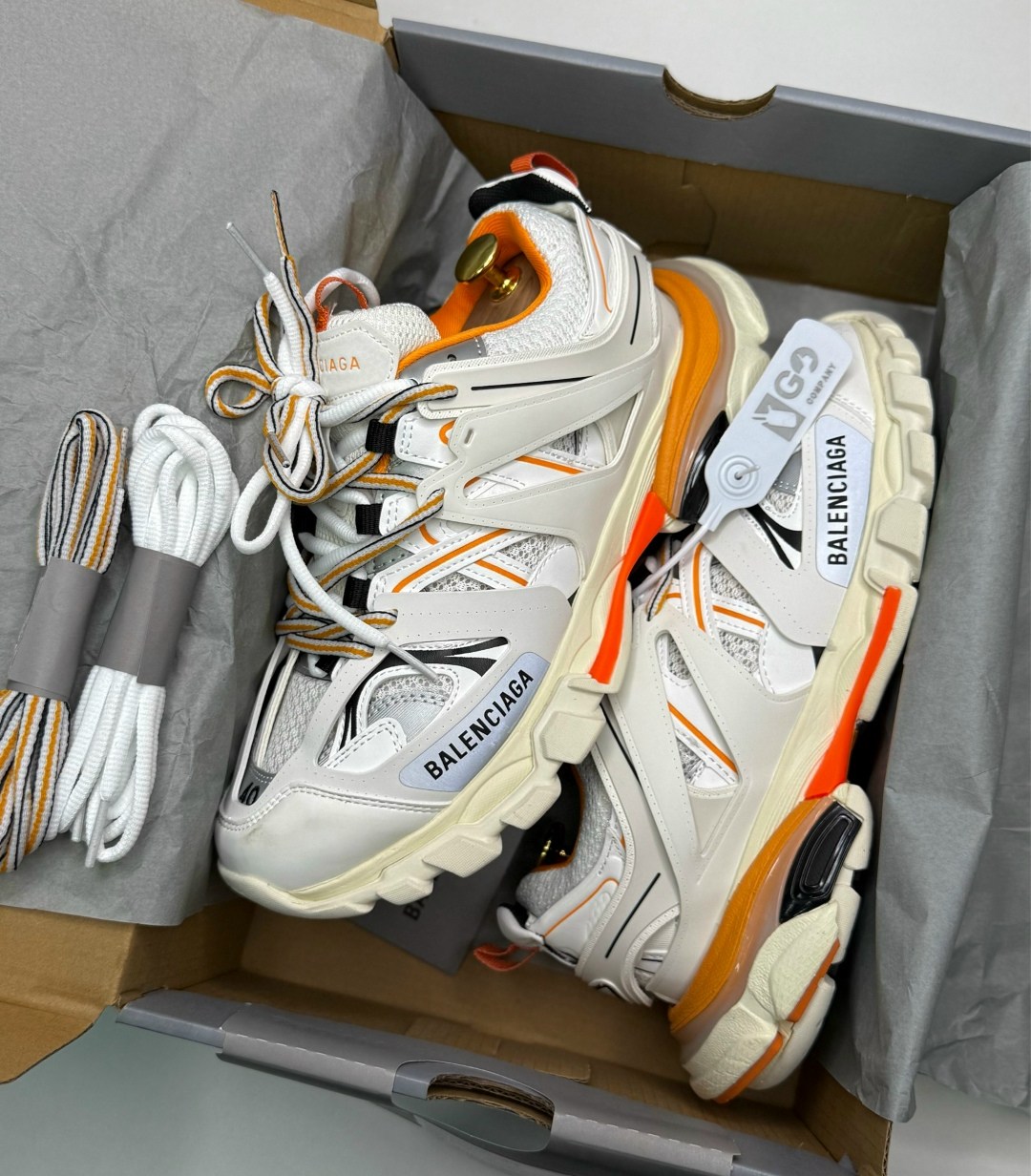 balenciaga track white orange,кроссовки balenciaga track,баленсиага трек кроссовки мужские,кроссовки balenciaga,balenciaga трек мужчин белый и оранжевый кроссовки