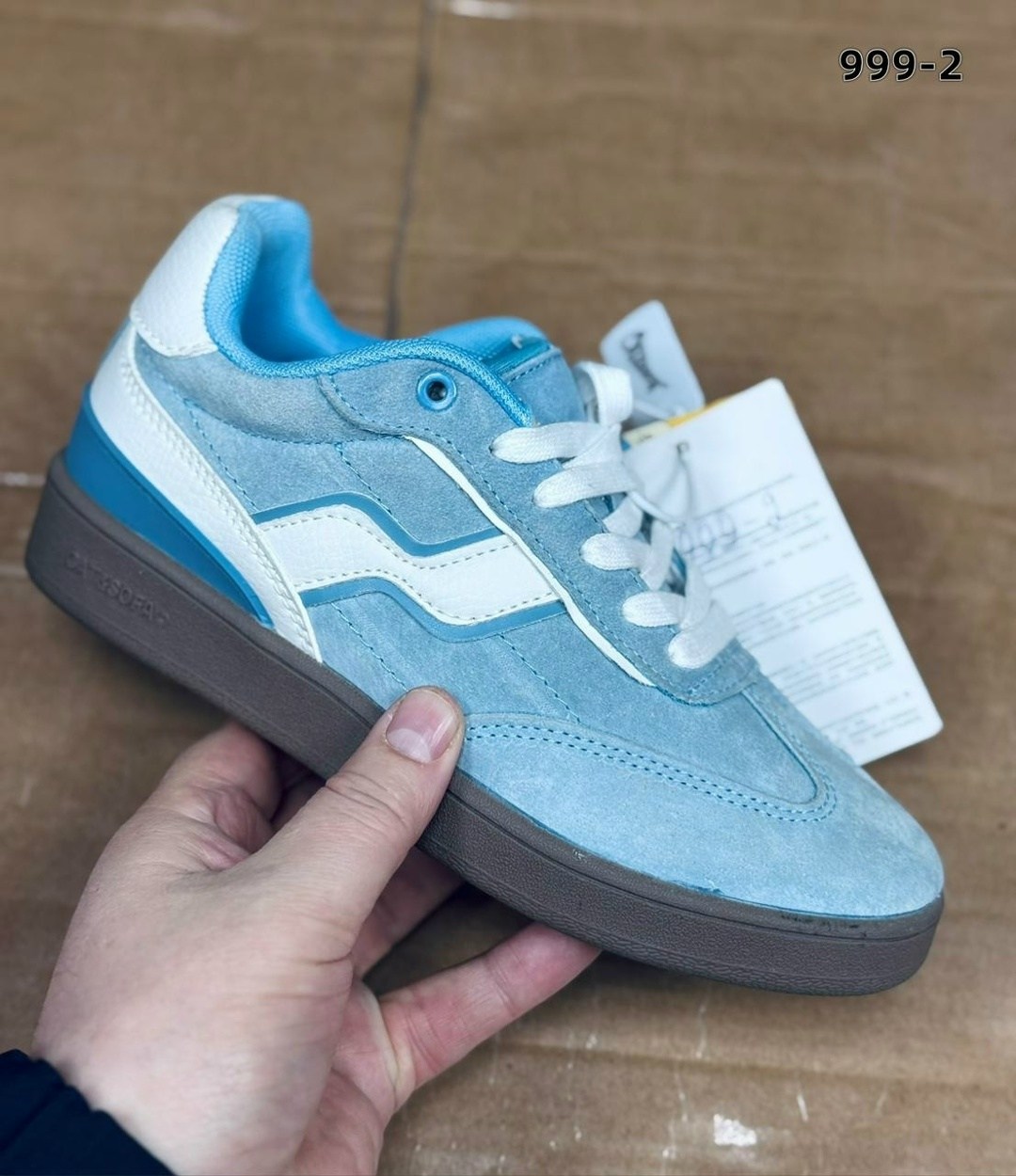 ,кроссовки низкие,кроссовки adidas,повседневные кроссовки,женские кроссовки