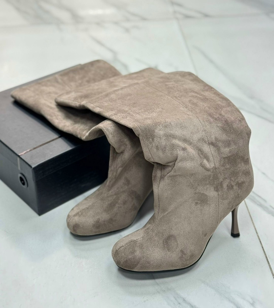 замшевые сапоги,сапоги на каблуке из натуральной замши,женские сапоги,сапоги-трубы из натуральной замши и кожи,