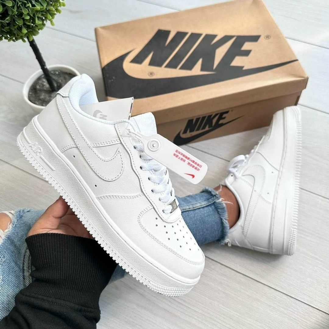 nike air force 1 low,nike air force 1 07 triple white,nike air force 1 07,nike air force 1 low white,nike air force 1 white