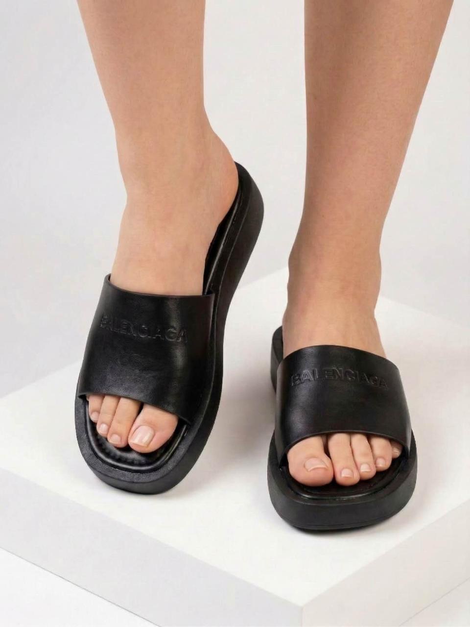 женские шлепанцы,кожаные шлепанцы,кожаные шлепки,шлепки кожаные женские,женские шлепки