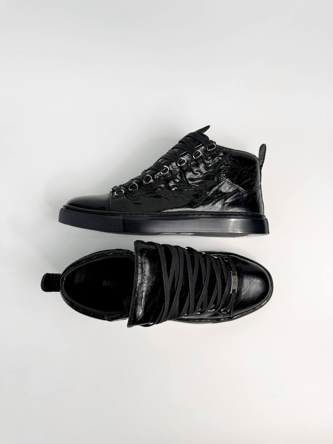 баленсиага кеды черные мужские,balenciaga arena black calf high top sneakers,balenciaga black leather arena high top sneakers size 44,balenciaga arena creased leather high-top sneakers,