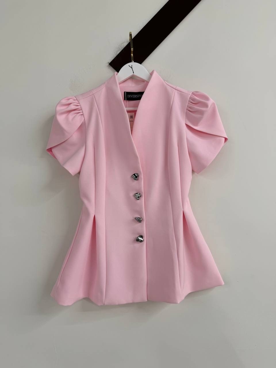 приталенный жакет,женские жакеты,короткий жакет,жакет с баской