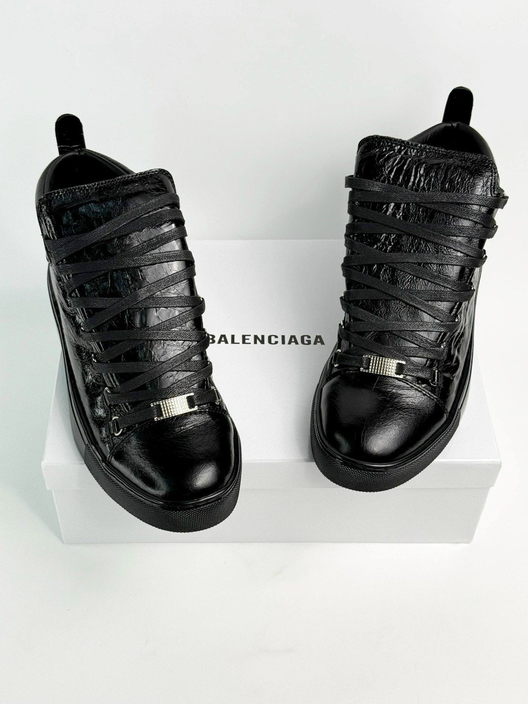 баленсиага кеды черные мужские,balenciaga arena black calf high top sneakers,balenciaga black leather arena high top sneakers size 44,balenciaga arena creased leather high-top sneakers,